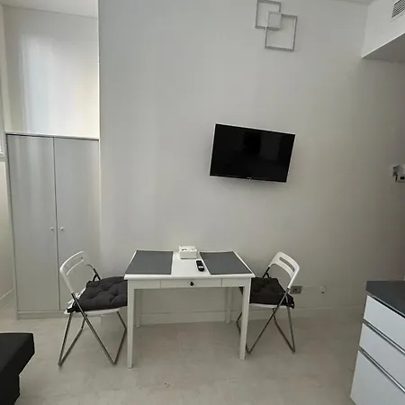 Elegant Studio-2